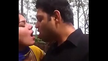 Desi schoolgirl in park with boyfriend FOR FULL VIDEO FOLLOW @paid stufff on Instagram